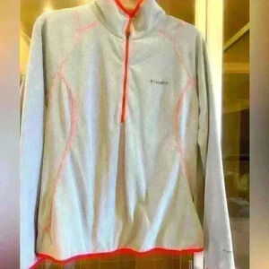 Columbia quarter zip top. Orange and gray size Large. Worn on time.